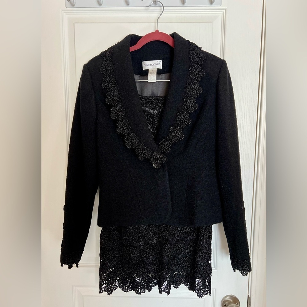 Vintage Bloomingdale's Black Floral Lace Blazer and Skirt set